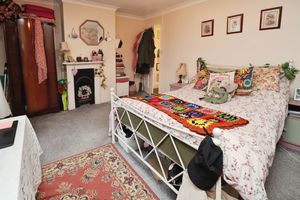 YORK ROAD- click for photo gallery